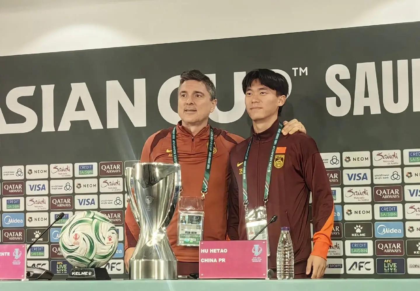 kaiyun-高强度工作50天，安东尼奥病了，发布会喊话：我们会努力创造奇迹